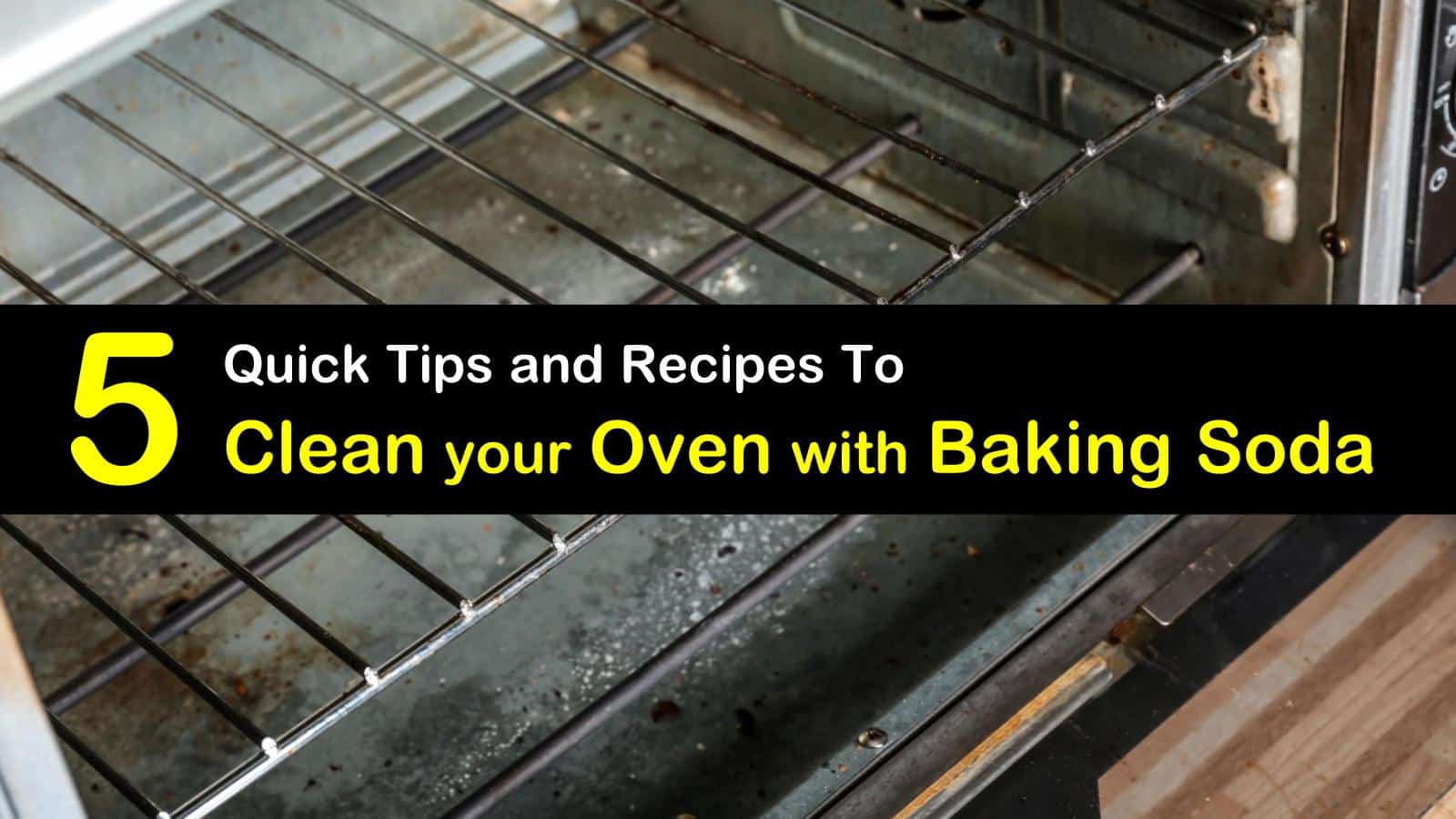 how to clean your oven with baking soda titleimg1