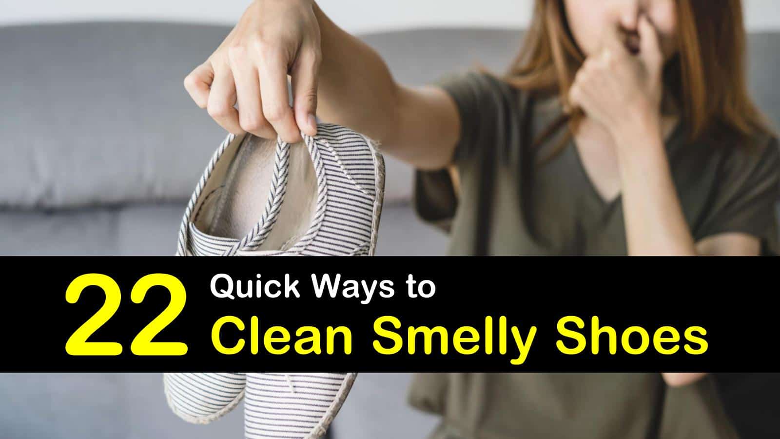 how to clean smelly shoes titleimg1
