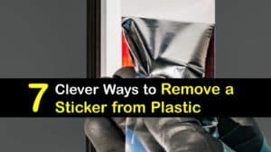 How to Remove a Sticker from Plastic titleimg1
