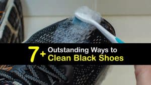 How to Clean Black Shoes titleimg1