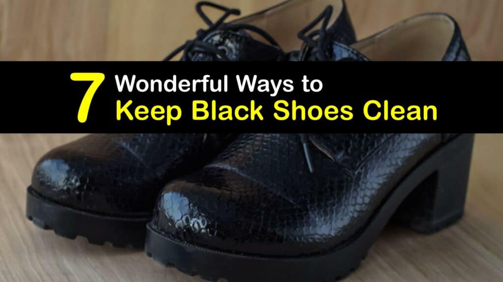 How to Keep Black Shoes Clean titleimg1