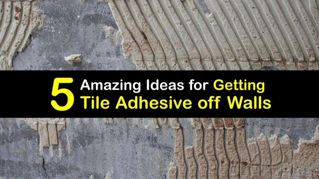 How to Remove Old Tile Adhesive From the Wall titleimg1