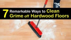How to Clean Grime off Hardwood Floors titleimg1